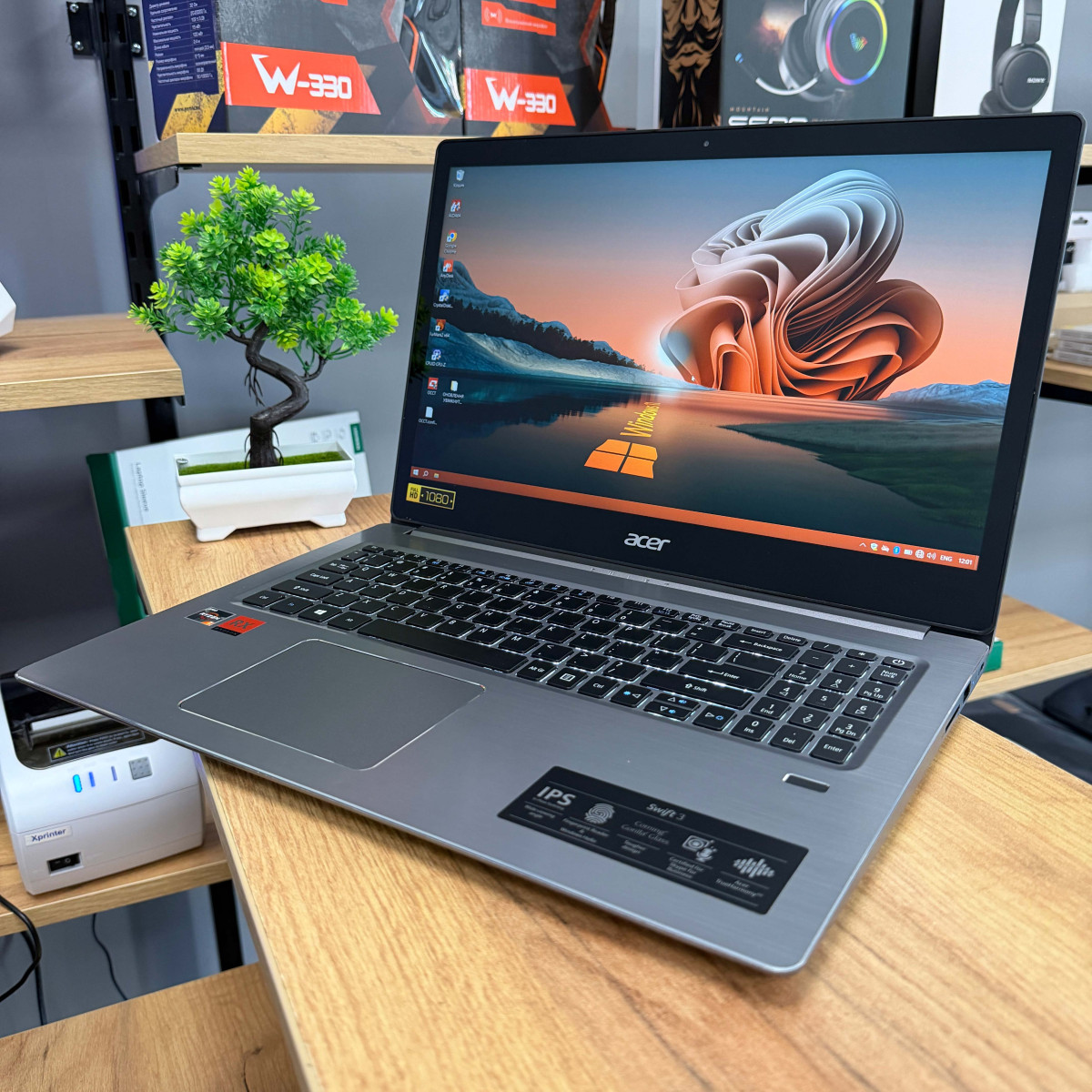 Ігровий ультрабук Acer Swift 3 SF315-41G/ 15.6" FullHD, IPS/ AMD Ryzen 7 2700U (4 ядра/ 8 потоків)/ AMD Radeon RX540 (на 2 GB)/ 8 GB/ 256 GB SSD M2 (Б/В) Ігровий ультрабук Acer Swift 3 SF315-41G/ 15.6" FullHD, IPS/ AMD Ryzen 7 2700U (4 ядра/ 8 потоків)/ AMD Radeon RX540 (на 2 GB)/ 8 GB/ 256 GB SSD M2 (Б/В)