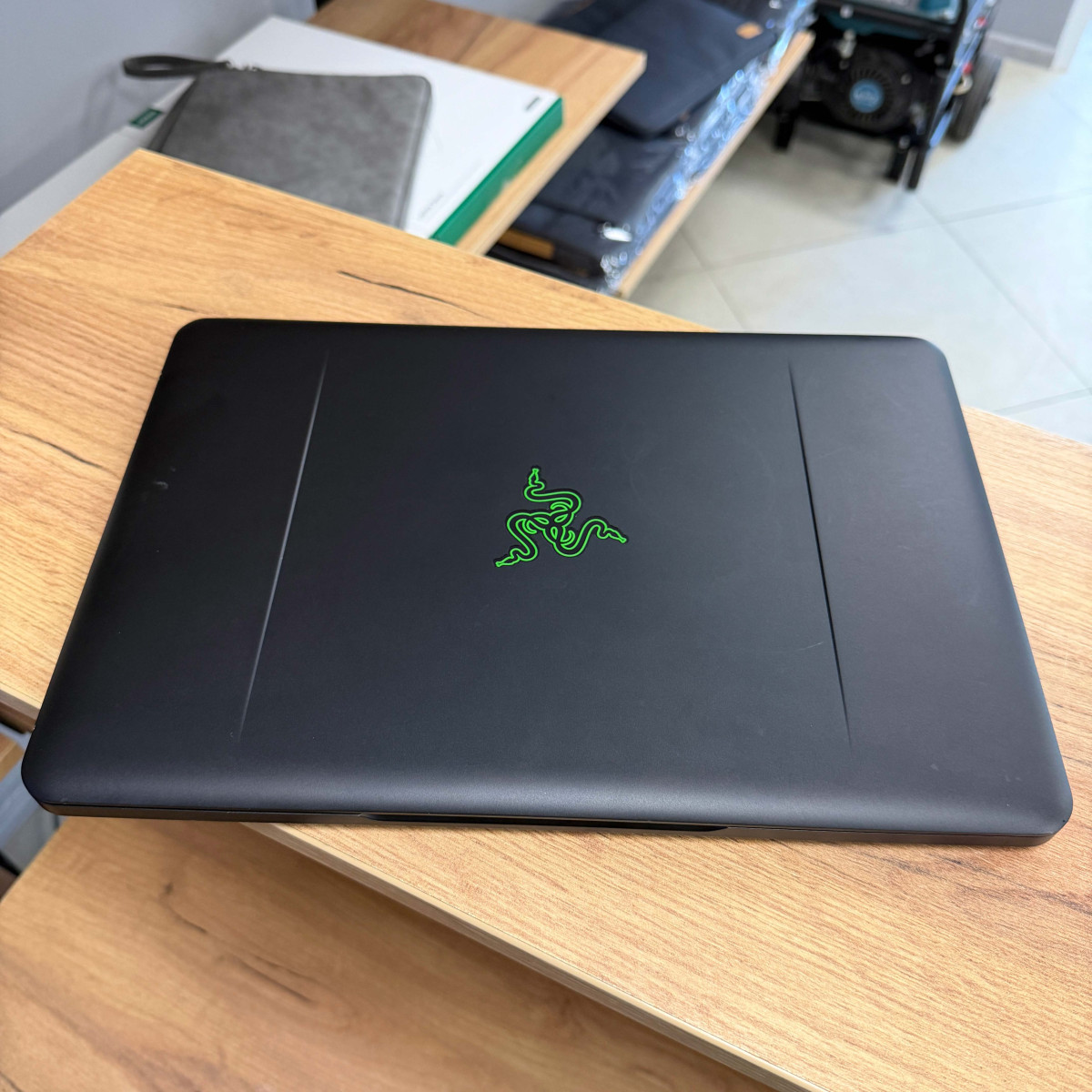 Ігровий ноутбук Razer Blade 14 (RZ09-01953E72)/ 14" FullHD, IPS/ Intel Core i7 7700HQ (4 ядра, до 3.8 Ггц)/ NVIDIA GeForce GTX 1060 (на 6 GB)/ 16 GB/ 512 GB SSD NVME (Б/В)
