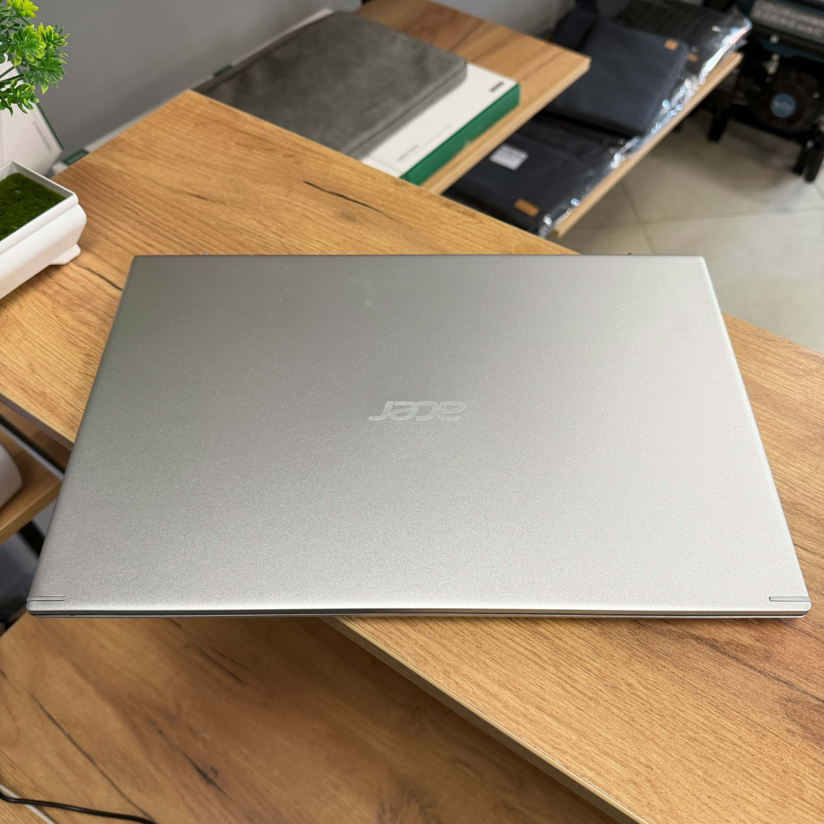 Ультрабук Acer Aspire 5 (A515-56G) / 15.6" FullHD, IPS/ Intel Core i5 1135G7 (4 ядра/ 8 потоків)/ NVIDIA GeForce MX350 (на 2 GB)/ 8 GB/ 256 GB SSD NVME (Б/В)