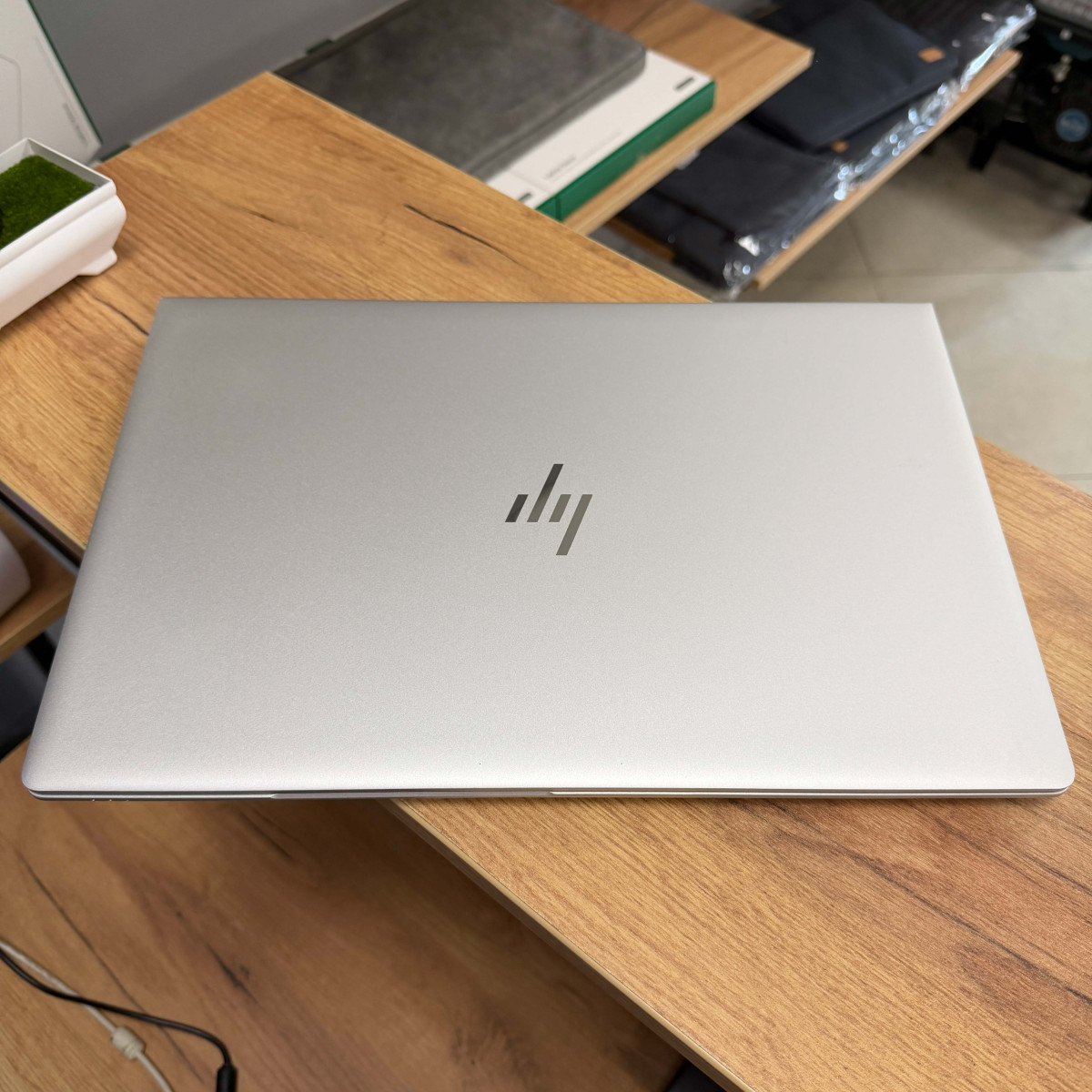 Ноутбук HP EliteBook 850 G5/ 15.6" FullHD, IPS/ Intel Core i5 8350U (4 ядра/ 8 потоків)/ Intel UHD 620/ 8 GB/ 256 GB SSD NVME (Б/В)