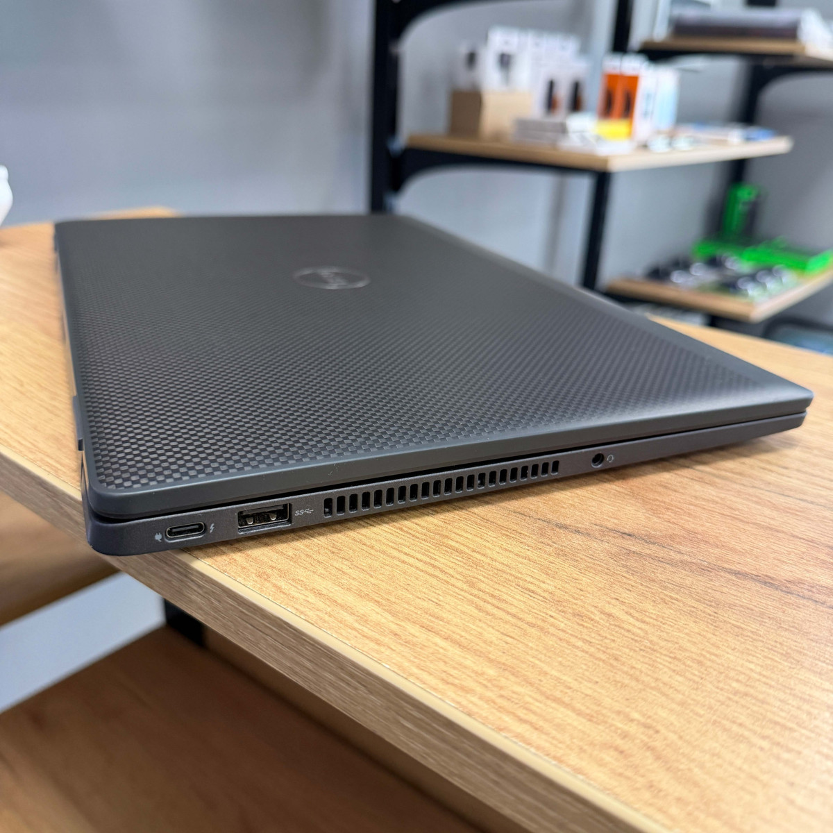 Hоутбук Dell Latitude 7520/ 15.6" FullHD, IPS/ Intel Core i5 1135G7 (4 ядра/ 8 потоків)/ Intel Iris Xe/ 8 GB/ 256 GB SSD NVME (Б\В)