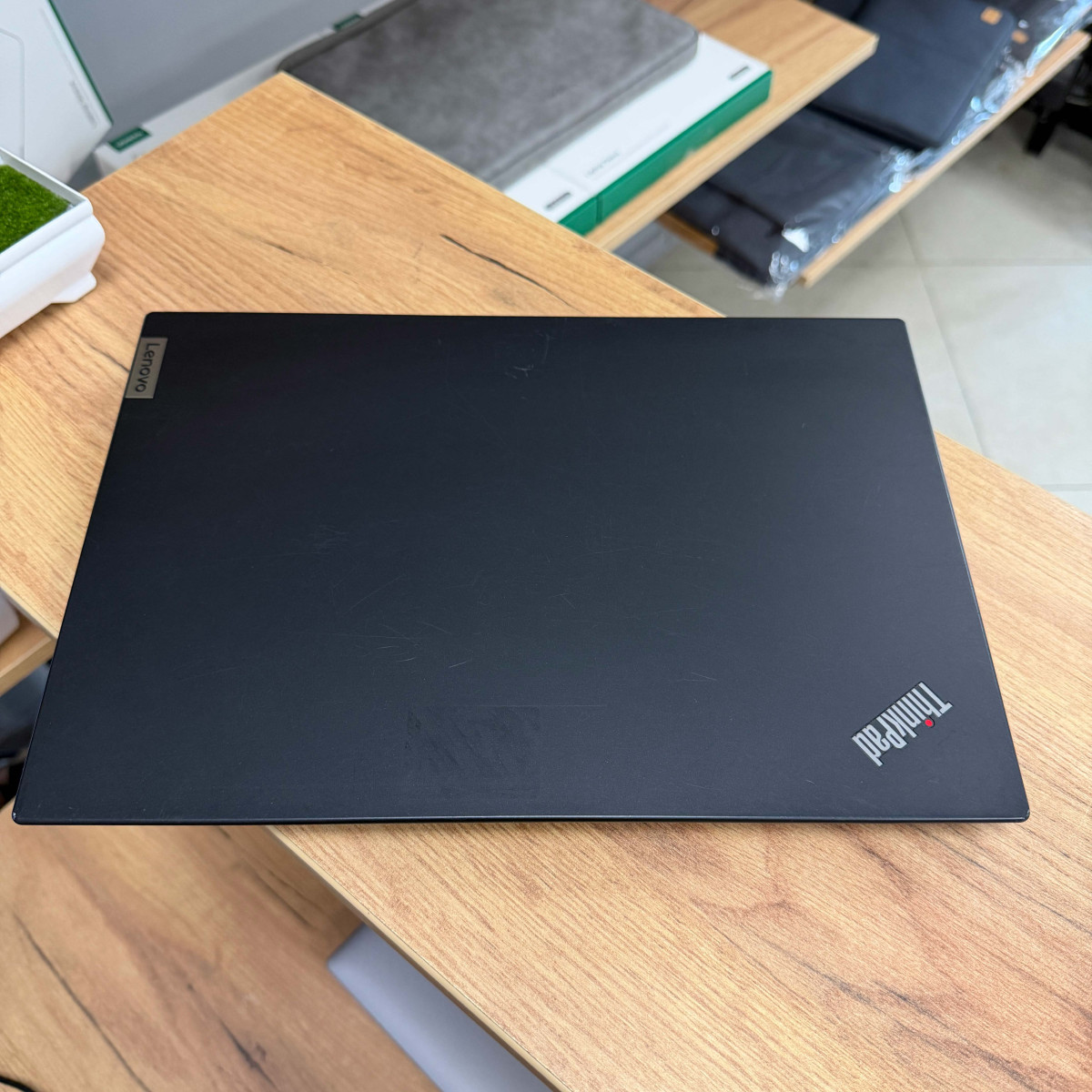 Ультрабук Lenovo ThinkPad E14 Gen 3/ 14" FullHD/ AMD Ryzen 5 5500U (6 ядер/ 12 потоків, до 4.3 ГГц)/ AMD Radeon RX Vega 7/ 16 GB/ 256 GB SSD NVME (Б/В) Ультрабук Lenovo ThinkPad E14 Gen 3/ 14" FullHD/ AMD Ryzen 5 5500U (6 ядер/ 12 потоків, до 4.3 ГГц)/ AMD Radeon RX Vega 7/ 16 GB/ 256 GB SSD NVME (Б/В)