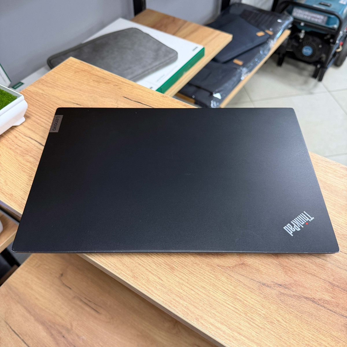 Ноутбук Lenovo ThinkPad E15 Gen 2/ 15.6" FullHD, IPS/ Intel Core i5 1135G7 (4 ядра/ 8 потоків)/  Intel Iris Xe/ 8 GB/ 256 GB SSD NVME (Б/В)