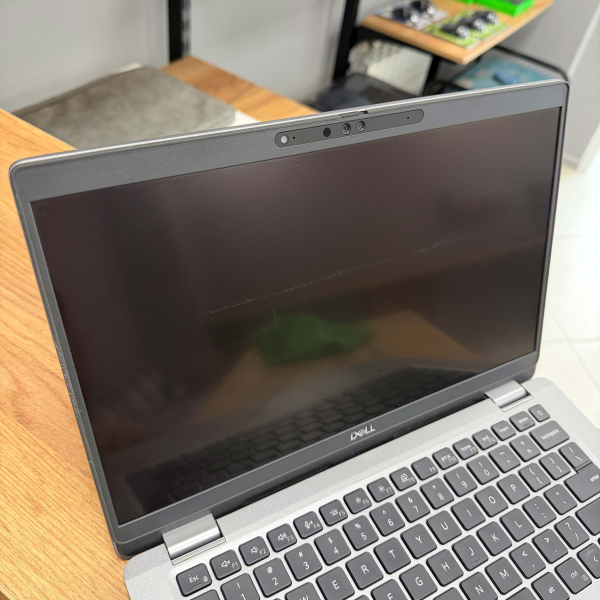 Ультрабук Dell Latitude 5330/ 13.3" FullHD, IPS/ Intel Core i5 1245U (10 ядер/ 12 потоків, до 4.4 ГГц)/ Intel Iris Xe/ 16 GB/ 256 GB SSD NVME (Б/В)