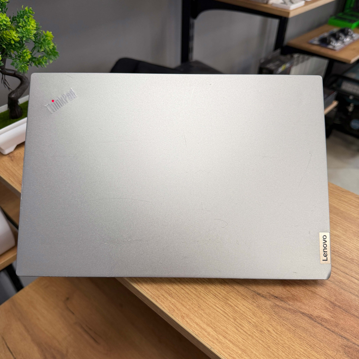 Ноутбук Lenovo ThinkPad E14 Gen 4/ 14" FullHD, IPS/ AMD Ryzen 5 5625U (6 ядер/ 12 потоків)/ AMD Radeon RX Vega 7/ 8 GB/ 256 GB SSD NVME (Б/В) Ноутбук Lenovo ThinkPad E14 Gen 4/ 14" FullHD, IPS/ AMD Ryzen 5 5625U (6 ядер/ 12 потоків)/ AMD Radeon RX Vega 7/ 8 GB/ 256 GB SSD NVME (Б/В)
