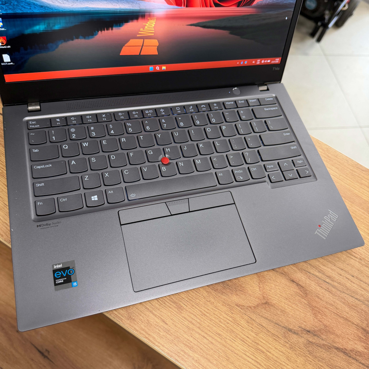 Ультрабук Lenovo ThinkPad T14s Gen 2/ 14" FullHD, IPS/ Intel Core i5 1135G7 (4 ядра/ 8 потоків)/ Intel Iris Xe/ 16 GB/ 256 GB SSD NVME (Б/В) Ультрабук Lenovo ThinkPad T14s Gen 2/ 14" FullHD, IPS/ Intel Core i5 1135G7 (4 ядра/ 8 потоків)/ Intel Iris Xe/ 16 GB/ 256 GB SSD NVME (Б/В)