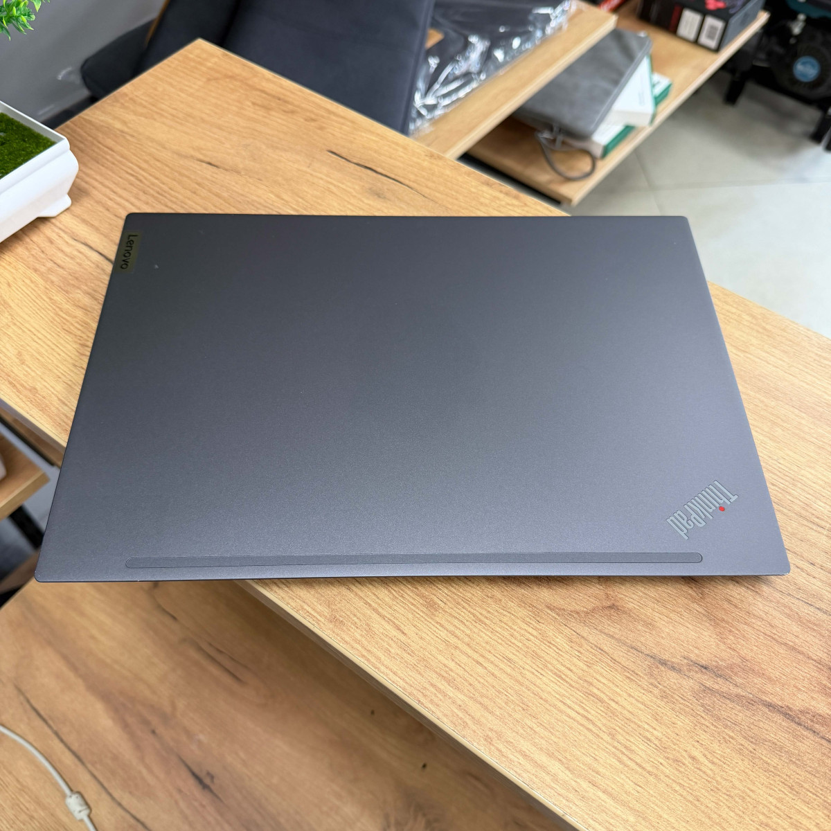 Ультрабук Lenovo ThinkPad T14s Gen 2/ 14" FullHD, IPS/ Intel Core i5 1135G7 (4 ядра/ 8 потоків)/ Intel Iris Xe/ 16 GB/ 256 GB SSD NVME (Б/В) Ультрабук Lenovo ThinkPad T14s Gen 2/ 14" FullHD, IPS/ Intel Core i5 1135G7 (4 ядра/ 8 потоків)/ Intel Iris Xe/ 16 GB/ 256 GB SSD NVME (Б/В)