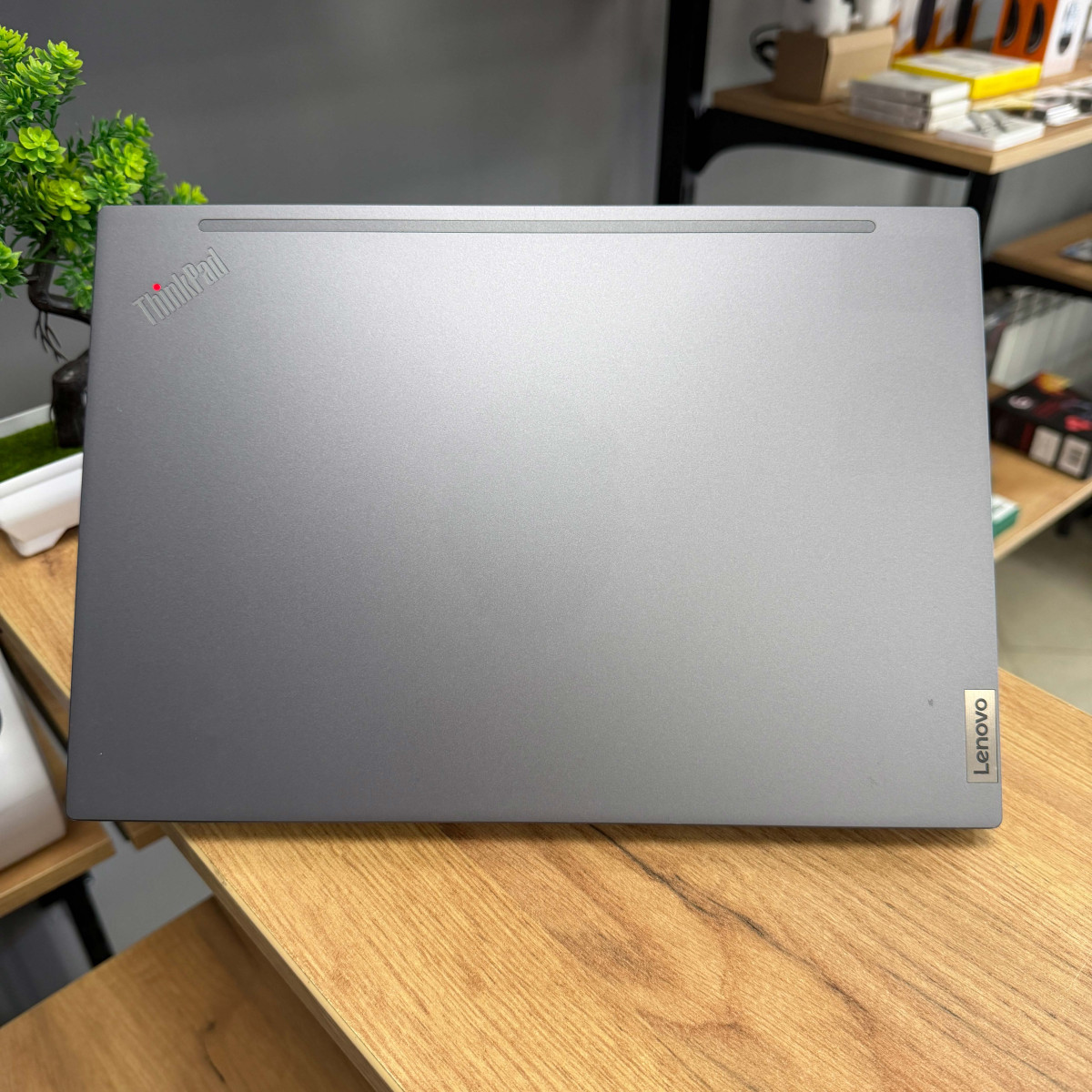 Ультрабук Lenovo ThinkPad T14s Gen 2/ 14" FullHD, IPS/ Intel Core i5 1135G7 (4 ядра/ 8 потоків)/ Intel Iris Xe/ 16 GB/ 256 GB SSD NVME (Б/В) Ультрабук Lenovo ThinkPad T14s Gen 2/ 14" FullHD, IPS/ Intel Core i5 1135G7 (4 ядра/ 8 потоків)/ Intel Iris Xe/ 16 GB/ 256 GB SSD NVME (Б/В)