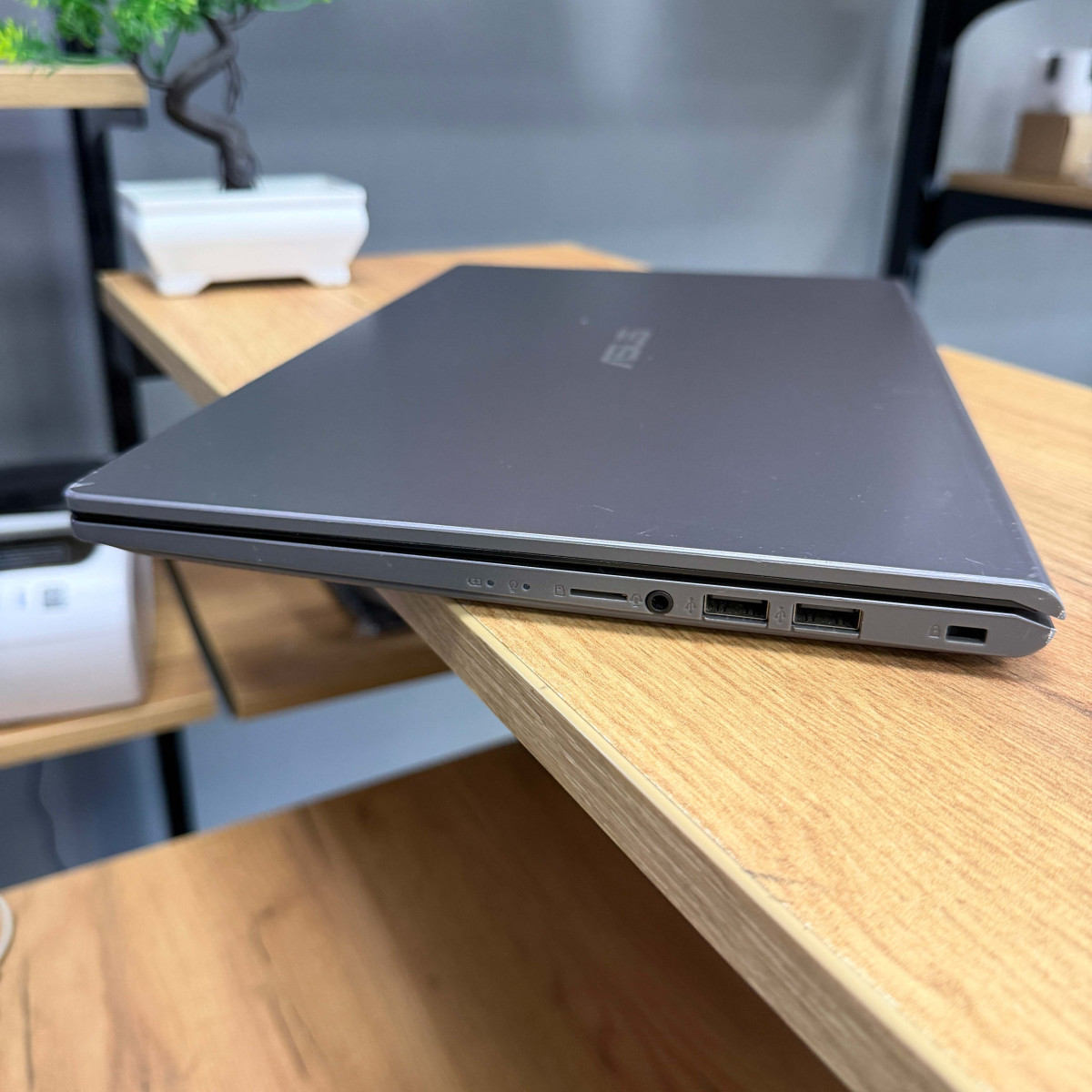 Ультрабук Asus VivoBook X415UA/ 14" FullHD/ AMD Ryzen 5 5500U (6 ядер/ 12 потоків, до 4.3 ГГц)/ AMD Radeon RX Vega 7/ 16 GB/ 256 GB SSD NVME (Б/В) 