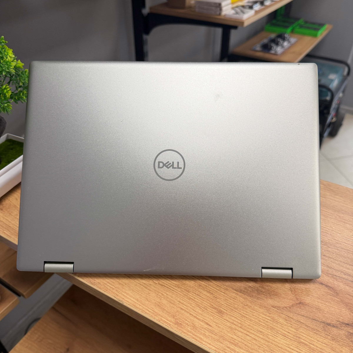 Сенсорний ультрабук-трансформер 2в1 Dell Inspiron 14 7425/ 14" FullHD, IPS 16:10/ AMD Ryzen 5 5625U (6 ядер/ 12 потоків)/ AMD Radeon RX Vega 7/ 8 GB/ 256 GB SSD NVME (Б/В)