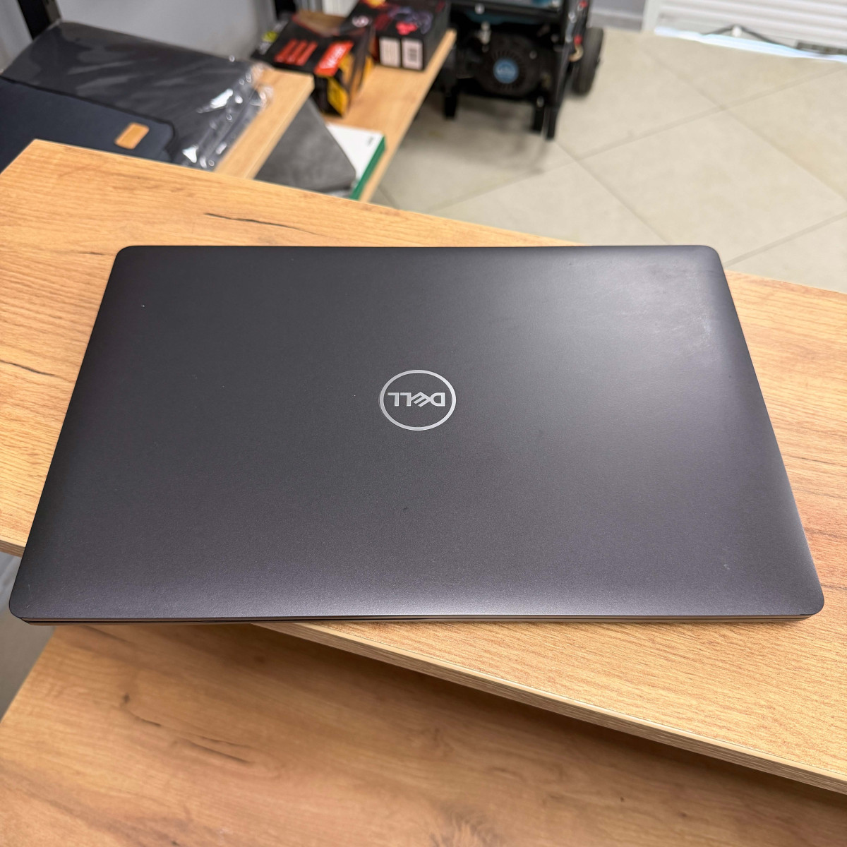 Ноутбук Dell Latitude 5500/ 15.6" FullHD, IPS/ Intel Core i5 8365U (4 ядра/ 8 потоків, до 4.1 ГГц)/ Intel UHD 620/ 8 GB/ 256 GB SSD NVME (Б/В)