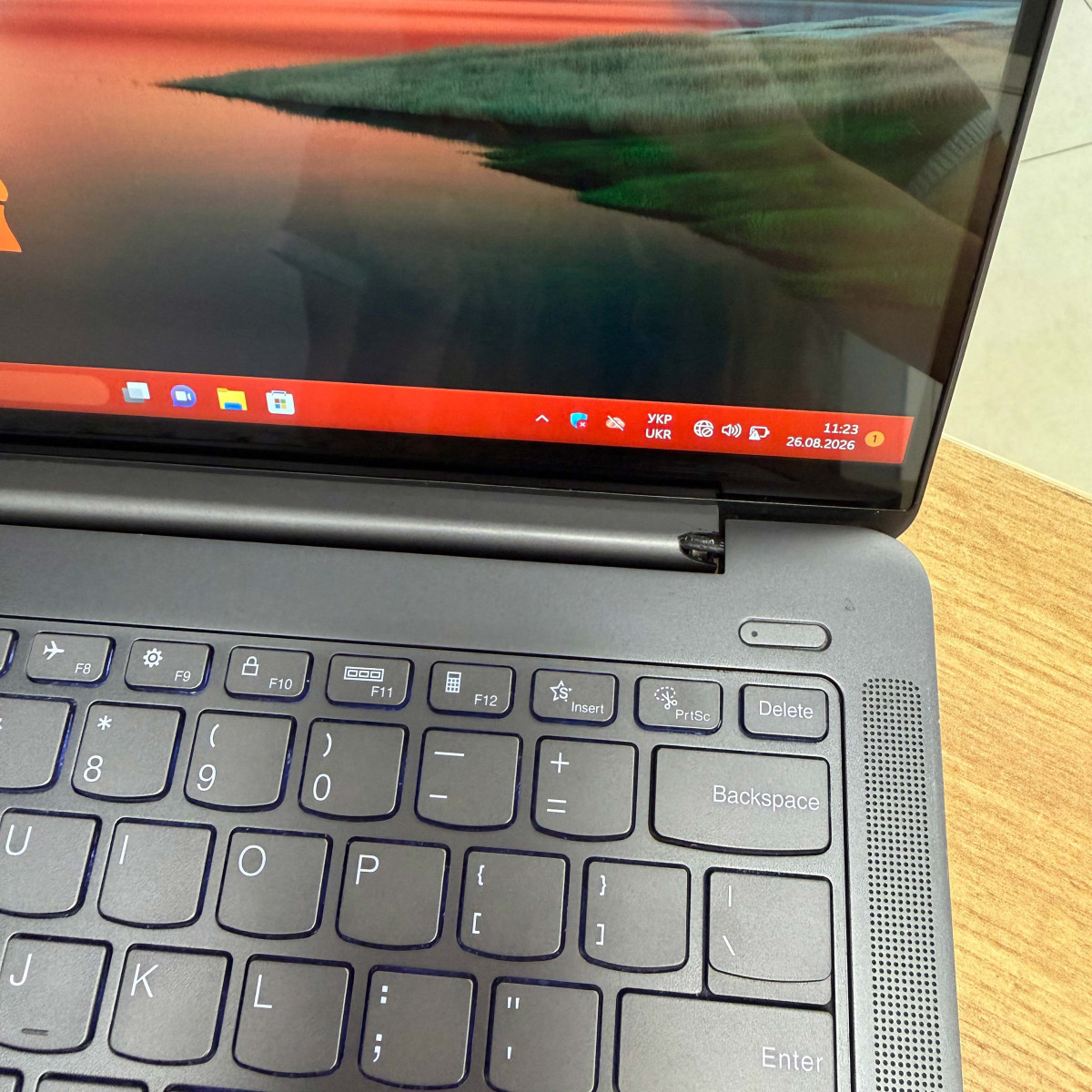 Сенсорний ультрубук Lenovo IdeaPad 5 Pro 14ACN6/ 14" FullHD, IPS 16:10/  AMD Ryzen 5 5600U (6 ядер/ 12 потоків)/ AMD Radeon RX Vega 7/ 16 GB/ 256 GB SSD NVME (Б\В)