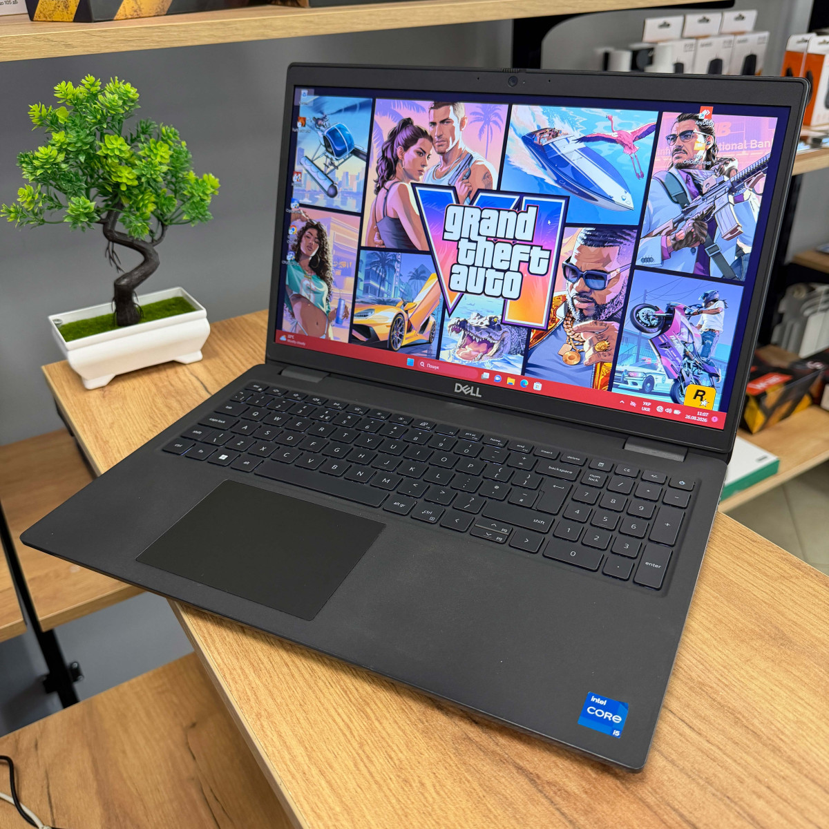 Ноутбук Dell Latitude 3520/ 15.6" FullHD, IPS/ Intel Core i5 1135G7 (4 ядра/ 8 потоків)/ Intel Iris Xe/ 8 GB/ 256 GB SSD NVME (Б/В) 