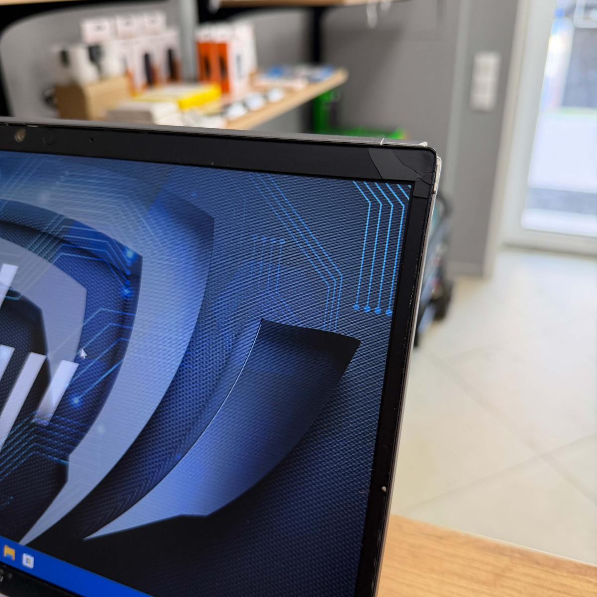 УЦІНКА! Ноутбук HP ZBook Firefly 14 G8/ 14" FullHD, IPS/ Intel Core i5 1145G7 (4 ядра/ 8 потоків)/ Intel Iris Xe/ 8 GB/ 256 GB SSD NVME (Б\В)