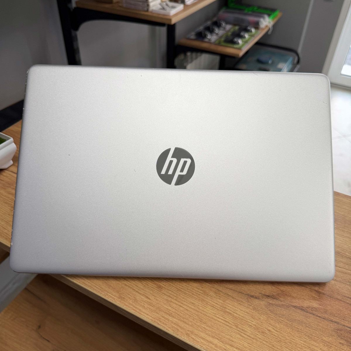 Сенорний ультрабук HP 15-dy5073dx/ 15.6" FullHD, IPS/ Intel Core i7 1255U (10 ядер/ 12 потоків)/ Intel UHD/ 8 GB/ 256 GB SSD NVME (Б/В)