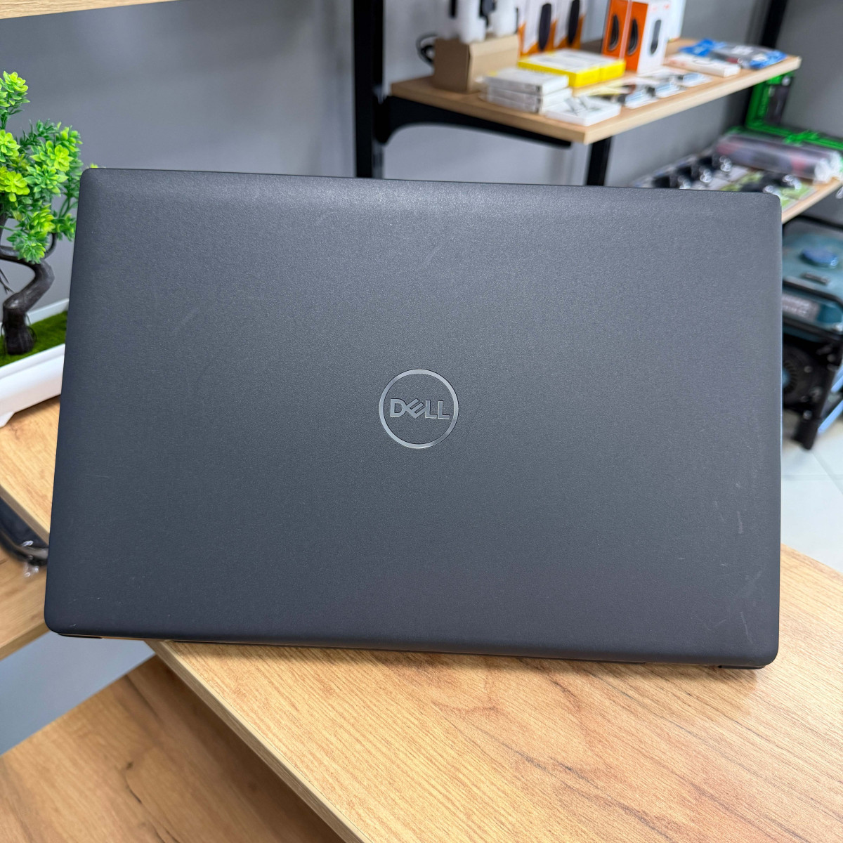 Ноутбук Dell Latitude 3520/ 15.6" FullHD, IPS/ Intel Core i5 1135G7 (4 ядра/ 8 потоків)/ Intel Iris Xe/ 8 GB/ 256 GB SSD NVME (Б/В) 