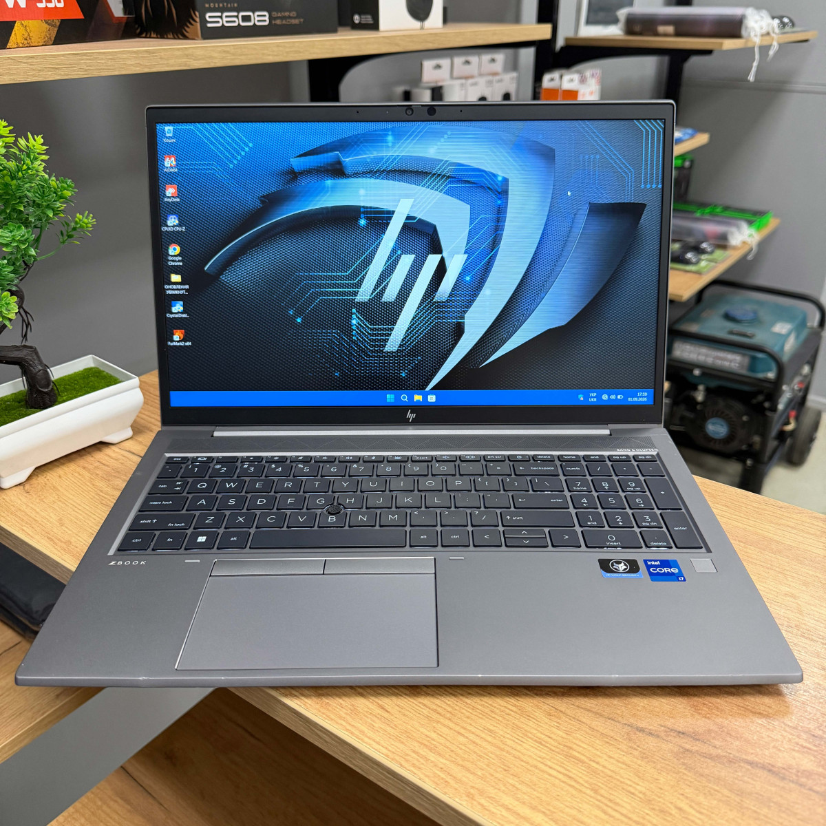 Ноутбук HP ZBook Firefly G8/ 15.6" FullHD, IPS/ Intel Core i7 1165G7 (4 ядра/ 8 потоків)/ Intel Iris Xe/ 8 GB/ 256 GB SSD NVME (Б/В)