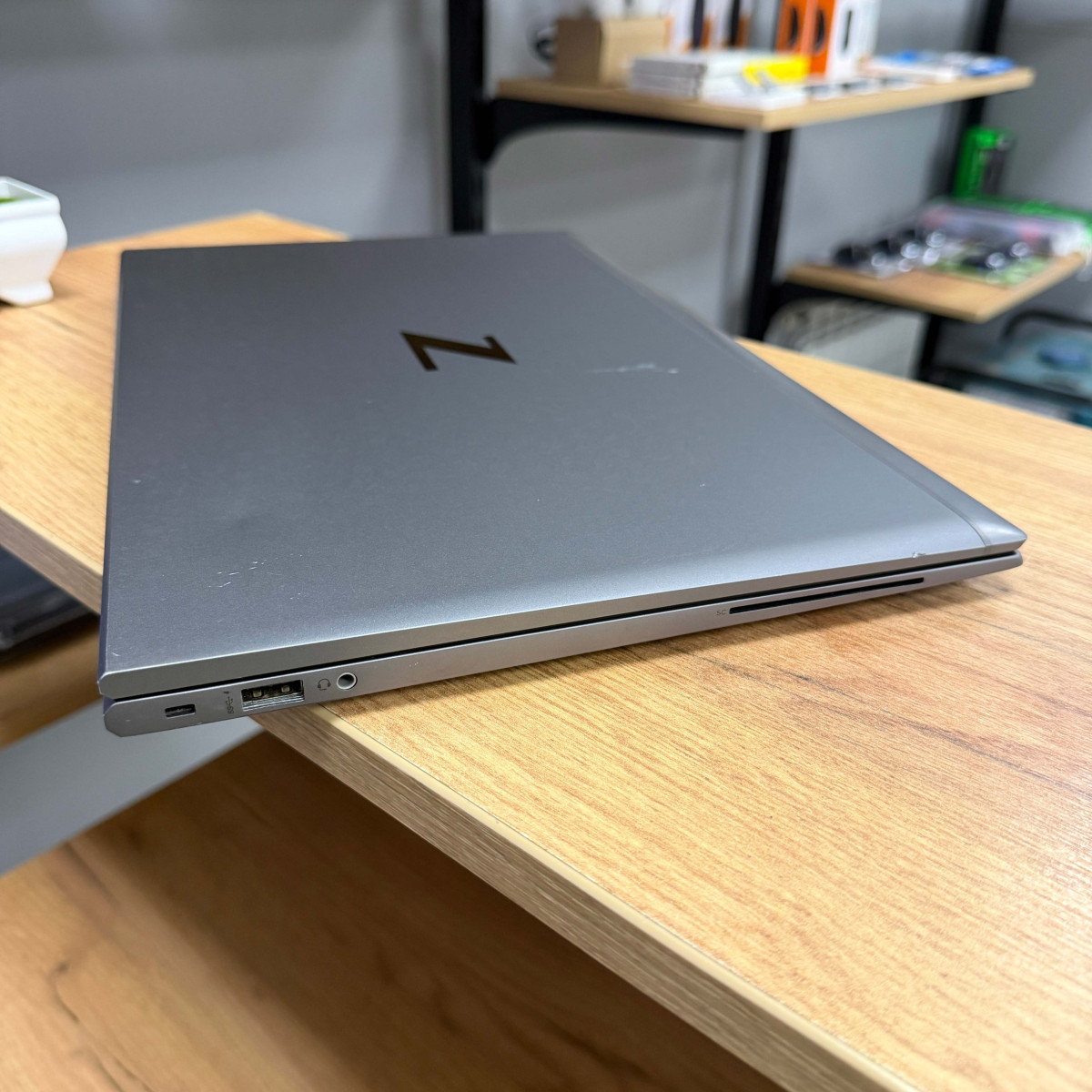 Ноутбук HP ZBook Firefly G8/ 15.6" FullHD, IPS/ Intel Core i7 1165G7 (4 ядра/ 8 потоків)/ Intel Iris Xe/ 8 GB/ 256 GB SSD NVME (Б/В)