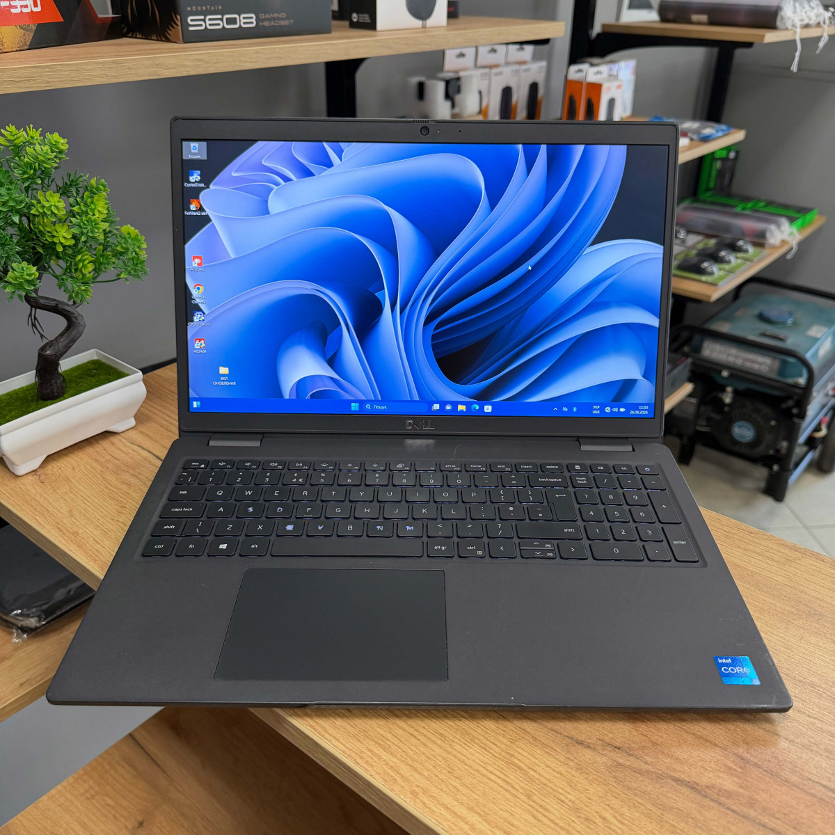 Ноутбук Dell Latitude 3520/ 15.6" FullHD, IPS/ Intel Core i5 1135G7 (4 ядра/ 8 потоків)/ Intel Iris Xe/ 8 GB/ 256 GB SSD NVME (Б/В) 