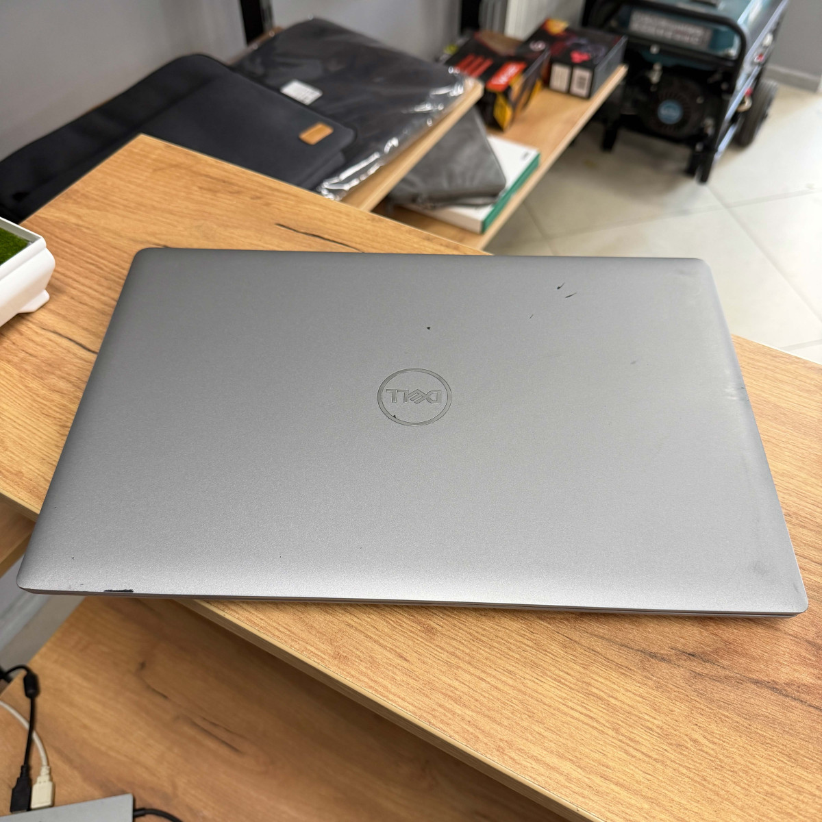 Ноутбук Dell Latitude 5530/ 15.6" HD/ Intel Core i5 1245U (10 ядер/ 12 потоків)/ Intel UHD/ 16 GB/ 512 GB SSD NVME (Б/В) 