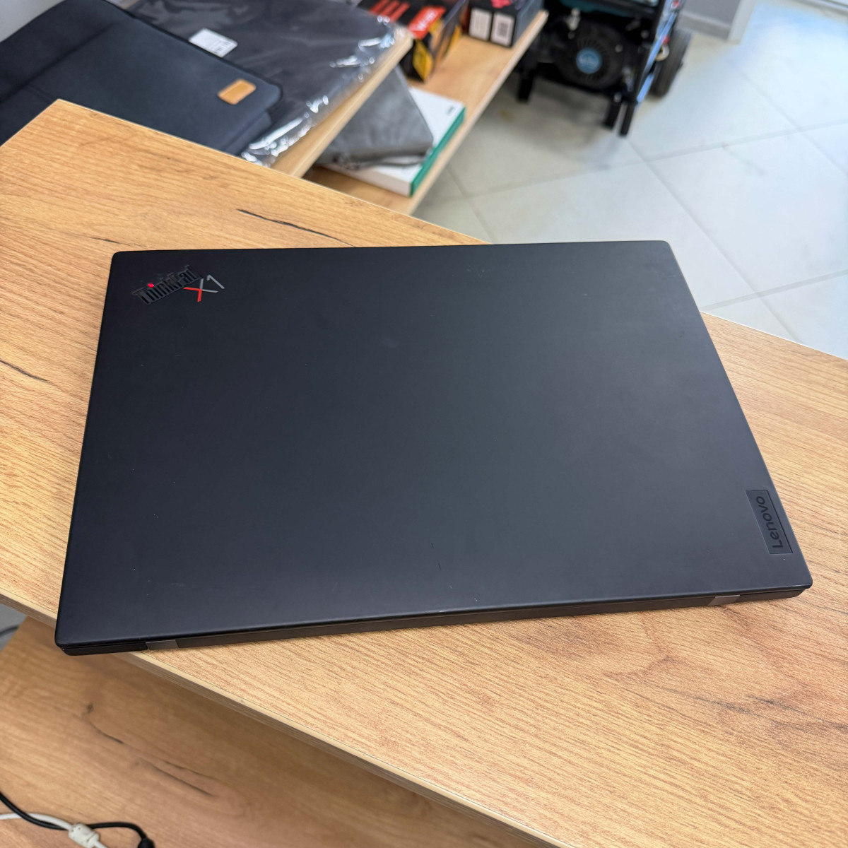 Ультрабук Lenovo ThinkPad X1 Carbon Gen 9/ 14" FullHD (1920x1200), IPS 16:10/ Intel Core i5 1135G7 (4 ядра/ 8 потоків)/ Intel Iris Xe/ 8 GB/ 256 GB SSD NVME (Б\В)