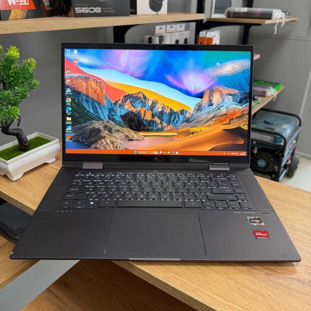 Сенсорний ноутбук-трансформер HP ENVY x360 15-ey0xxx 2в1/ 15.6" FullHD, IPS/ AMD Ryzen 5 5625U (6 ядер/ 12 потоків, до 4.3 Ггц)/ AMD Radeon RX Vega 7/ 8 GB/ 512 GB SSD NVME (Б\В)