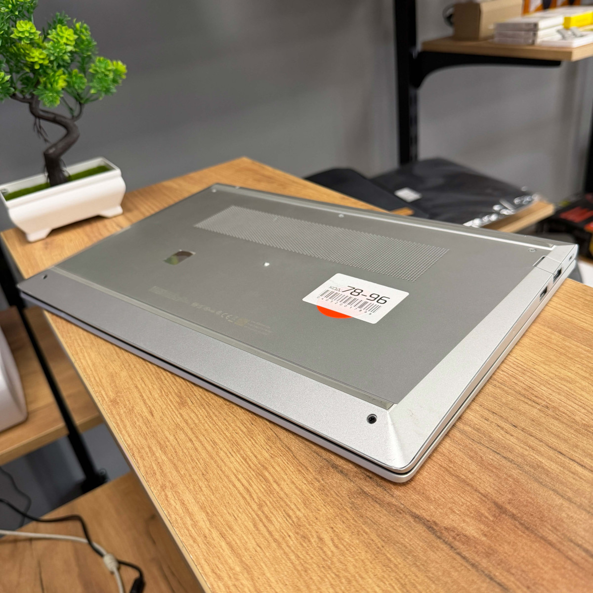 Ноутбук HP ProBook 450 G9/ 15.6" FullHD, IPS/ Intel Core i7 1255U (10 ядер/ 12 потоків)/ Intel UHD/ 8 GB/ 256 GB SSD NVME (Б\В)