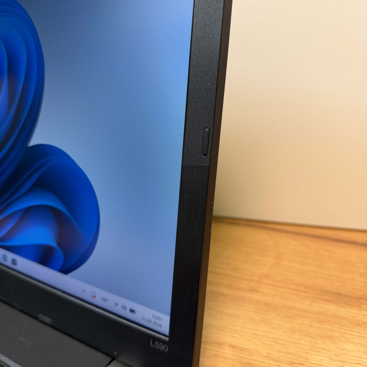 Ноутбук Lenovo ThinkPad L590/ 15.6" FullHD, IPS/ Intel Core i5 8365U (4 ядра/ 8 потоків)/ Intel UHD 620/ 8 GB/ 500 GB HDD (Б/В)