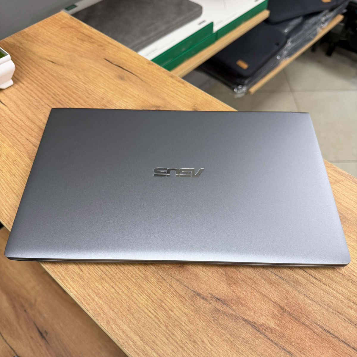 Ультрабук Asus ZenBook 14 UX434IQ/ 14" FullHD, IPS/ AMD Ryzen 5 4500U (6 ядер/ 6 потоків)/ NVIDIA GeForce MX350 (на 2 GB)/ 8 GB/ 256 GB NVME (Б\В)
